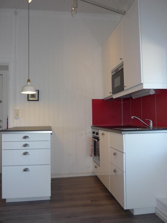 Bla Flagg Apartment Kopingsvik Room photo