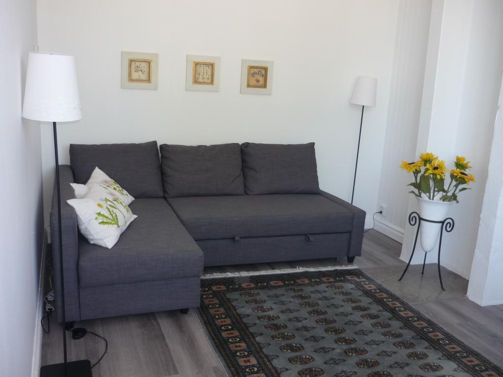 Bla Flagg Apartment Kopingsvik Room photo